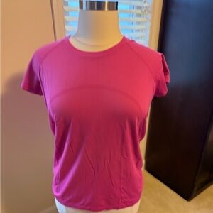 Lululemon Swiftly Tech